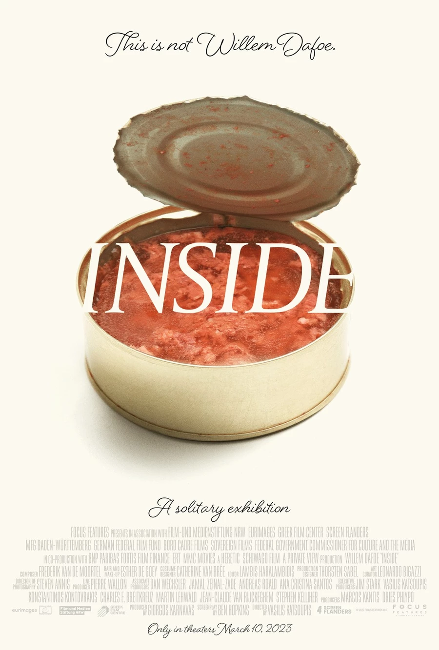 In case you don't know who Willem Dafoe is, the funny posters for the movie «Inside» hasten to inform you that he is not a canned, gay or spoiled orange. "Inside" tells the story of Nemo, an art thief who becomes a hostage in a New York penthouse after a robbery goes awry. Locked in an apartment with nothing but priceless works of art, he must use all his cunning and ingenuity to survive. 