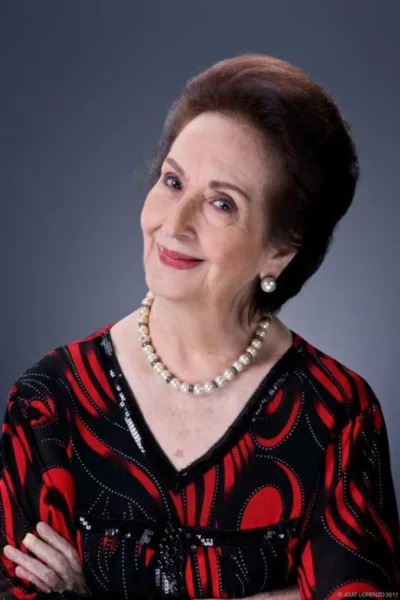 Gloria Romero