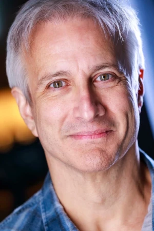 Bronson Pinchot