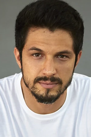 Romulo Estrela