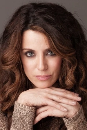 Alanna Ubach