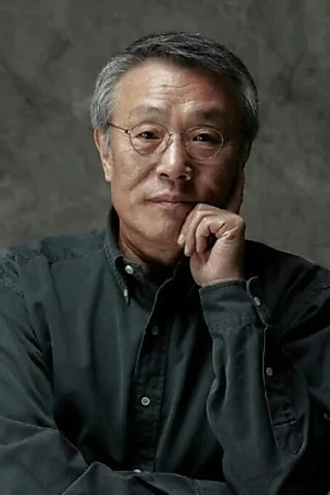 Hwang Sok-yong