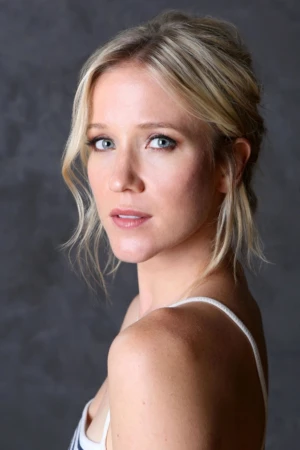 Jessy Schram