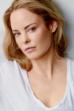 Chandra West