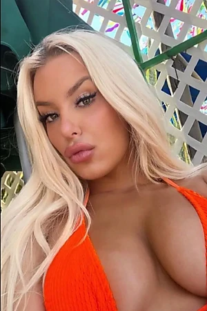 Tana Mongeau