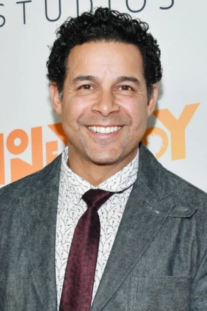 Jon Huertas