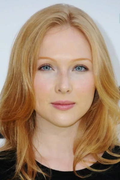 Molly C. Quinn