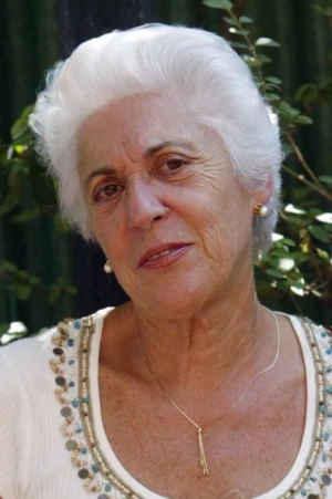 Dr. Josefina Castellví