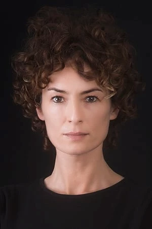 Özlem Düvencioğlu