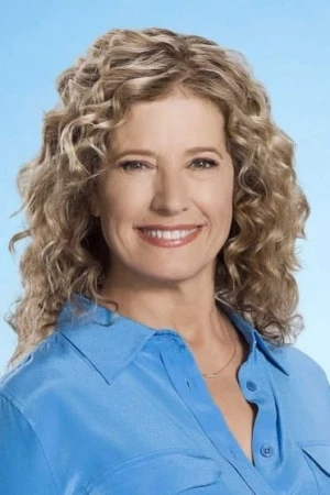 Nancy Travis