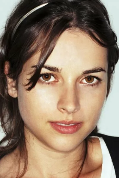 Amelia Warner