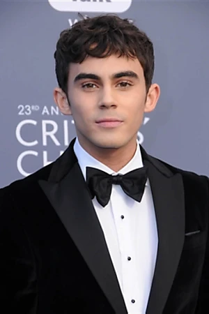 Tyler Alvarez