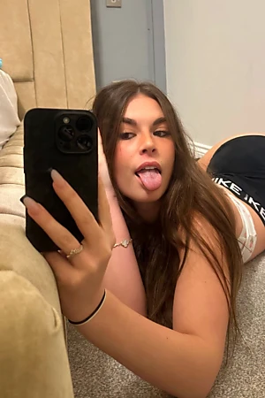 Lauren Alexis