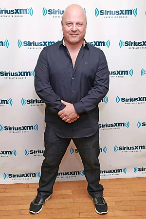 Michael Chiklis