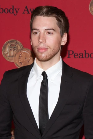 Jordan Gavaris