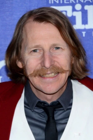 Lew Temple