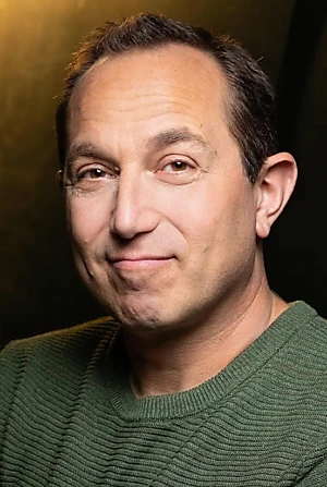 Ian Petrella