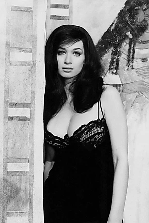 Valerie Leon