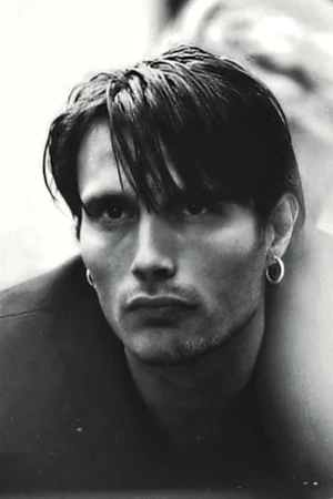 Mads Mikkelsen