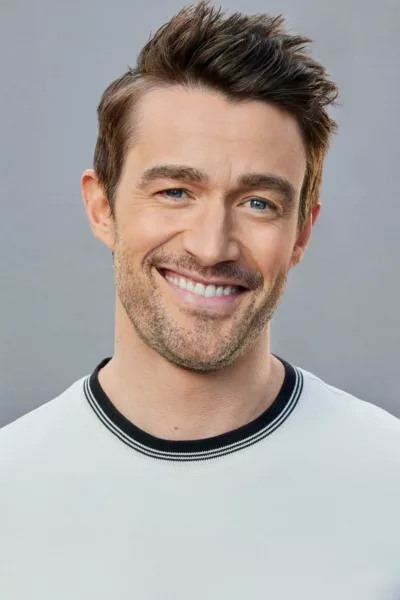 Robert Buckley