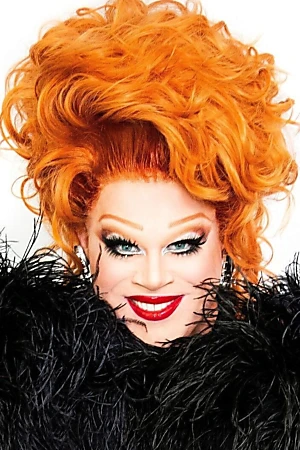 Nina West