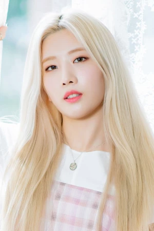 Kim Lip