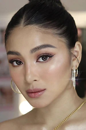 Nadine Lustre