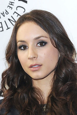 Troian Bellisario