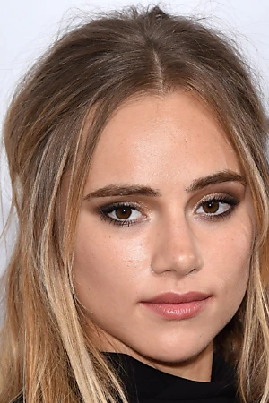 Suki Waterhouse