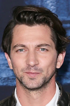 Michiel Huisman