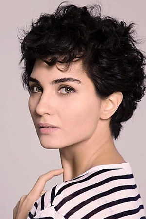 Tuba Büyüküstün