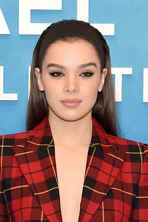 Hailee Steinfeld