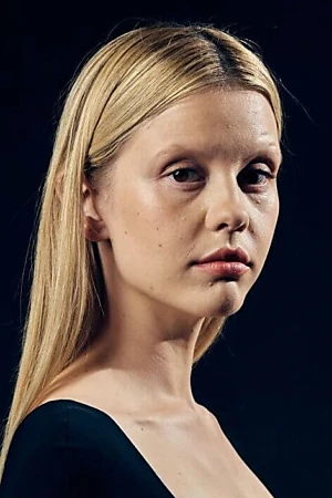 Mia Goth