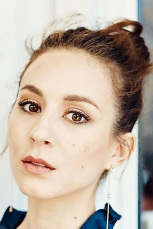 Troian Bellisario