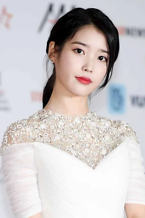 IU