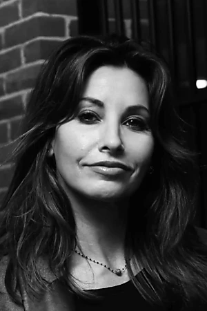 Gina Gershon