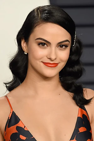 Camila Mendes