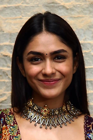 Mrunal Thakur