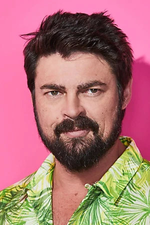 Karl Urban