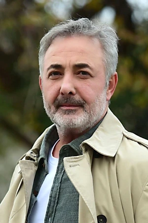 Mehmet Aslantuğ