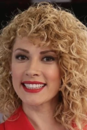 Açelya Topaloğlu