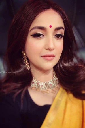 Monali Thakur