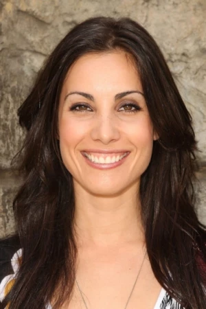 Carly Pope