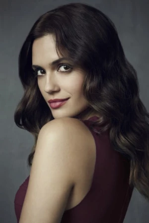 Torrey DeVitto