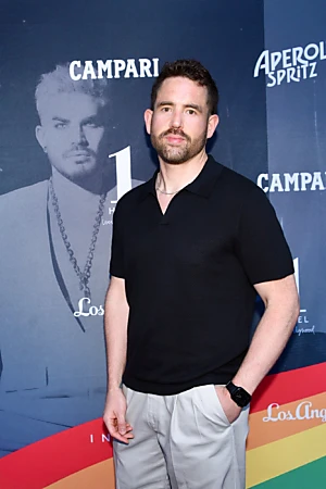 Andrew Curry