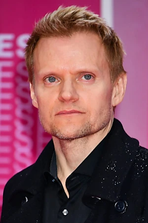 Marc Warren