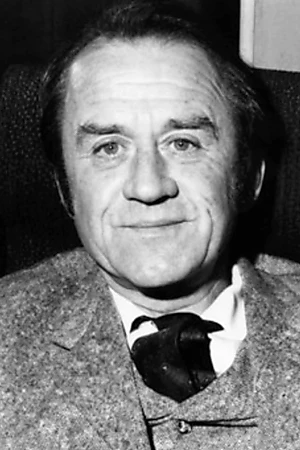 Cyril Cusack