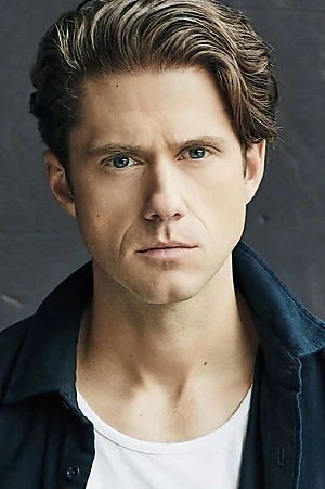 Aaron Tveit