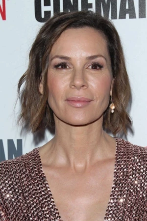 Embeth Davidtz