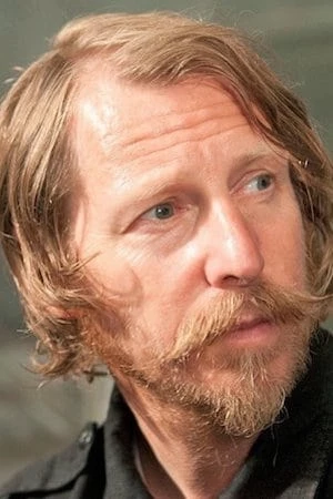 Lew Temple